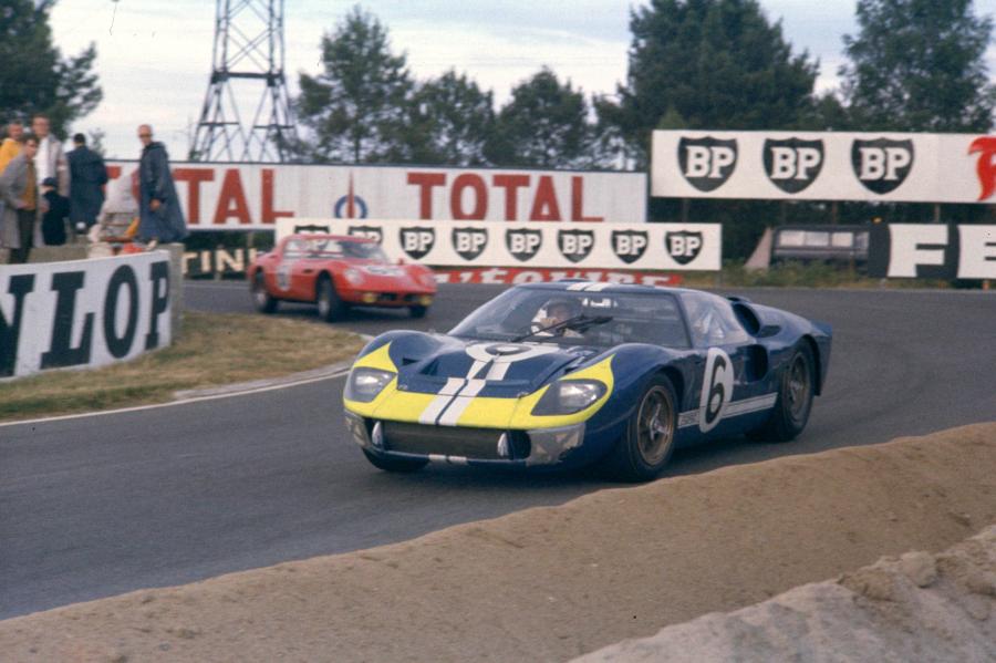  Ford GT40 (Mk II) 1965 года  (фото 49 из 118)